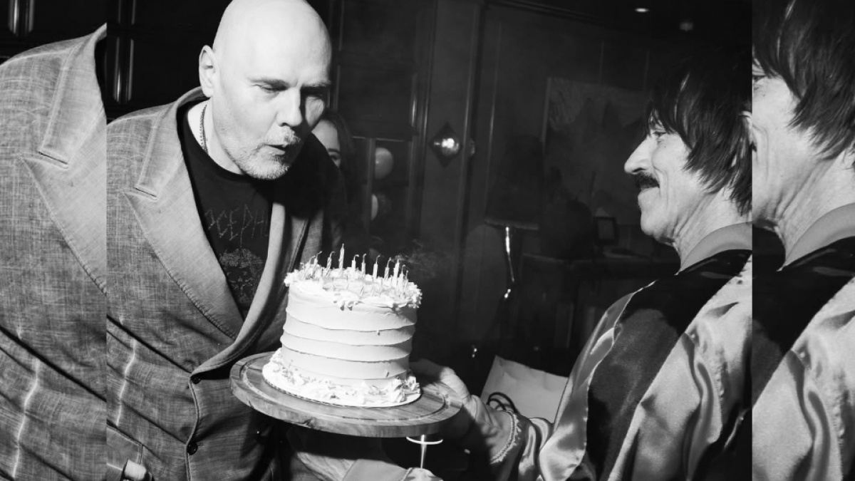 Billy Corgan 'The Smashing Pumpkins' Menduga Musik Rock Sengaja Diredam CIA