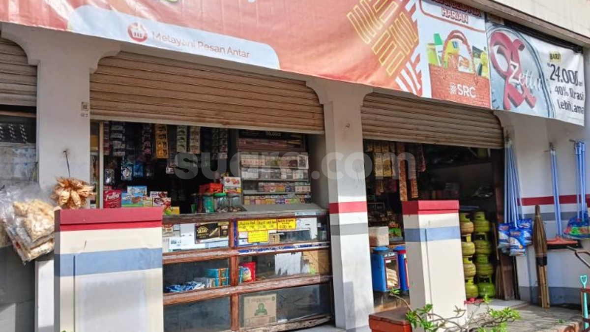 Jeritan Pemilik Warung Madura: Harga Plastik Naik Dua Kali Lipat, Modal Makin Terkuras
