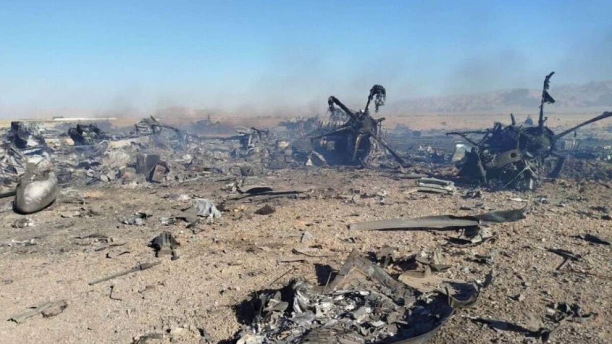 Penampakan Puing Pesawat C-130 AS yang Ditembak Jatuh Polisi Iran, Pilotnya Perempuan