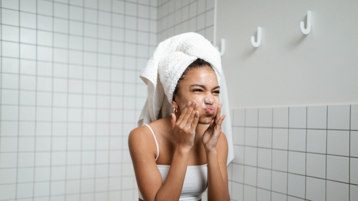 Bolehkah Sabun Cuci Muka Salicylic Acid Digunakan Setiap Hari? Ini Panduannya