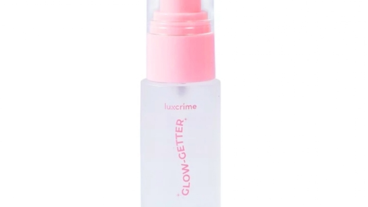 5 Setting Spray yang Bikin Makeup Glowing dan Awet Tahan Lama
