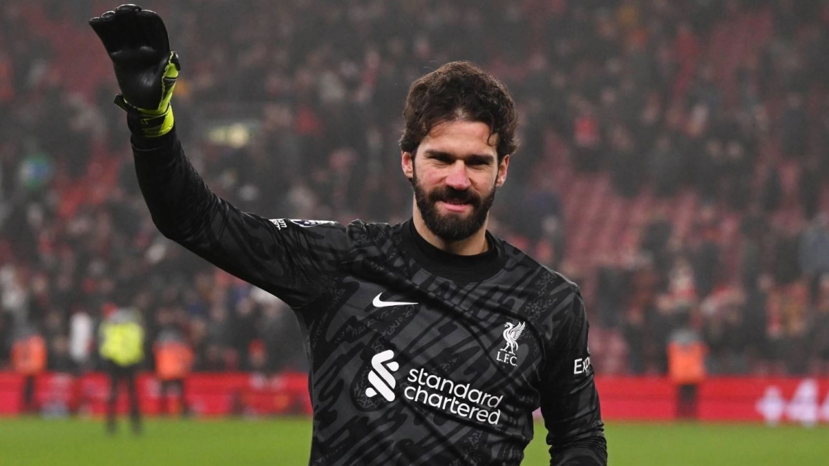 Juventus Optimis Bisa Gaet Alisson Becker dari Liverpool