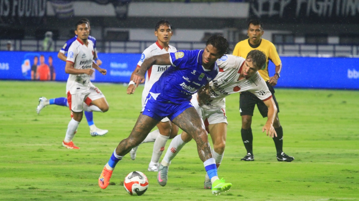Kalahkan Bali United dengan 10 Pemain, Bojan Hodak Puji Kerja Keras Pasukannya