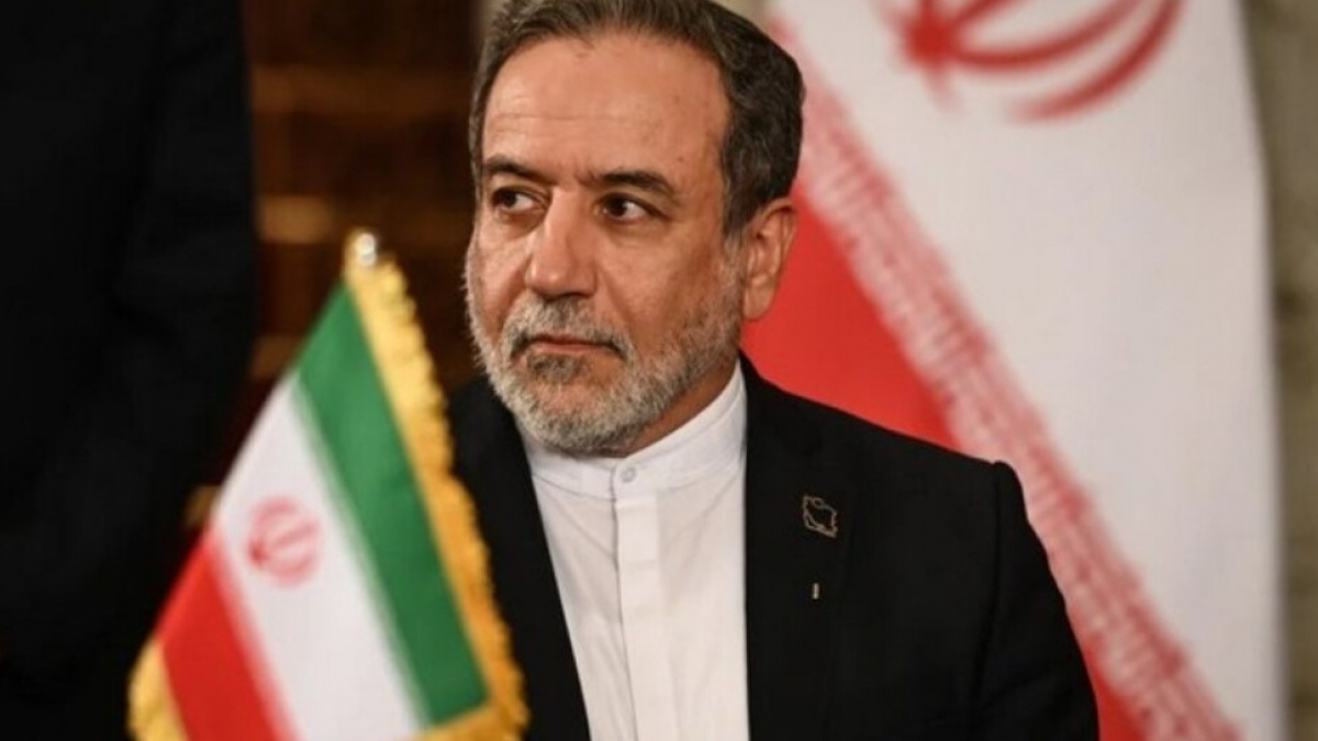 Iran: Selat Hormuz Tidak Akan Dibuka Sebelum 'Syarat Damai' Dipenuhi AS