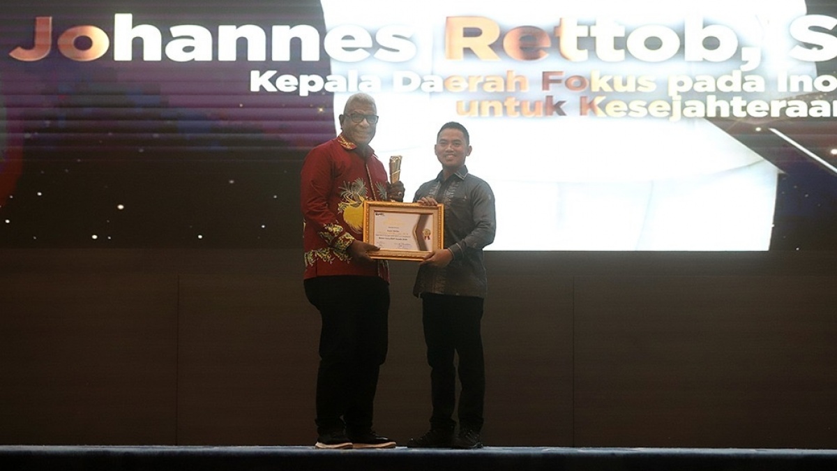 Bupati Mimika Johannes Rettob Raih KWP Award 2026, Kepala Daerah Paling Inovatif