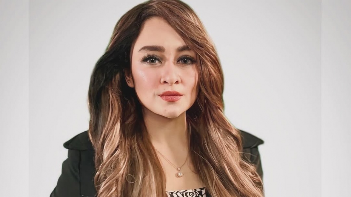 Pernah Heboh Dekat dengan Ammar Zoni, Zeda Salim Nangis Lepas Hijab demi Nafkahi Anak