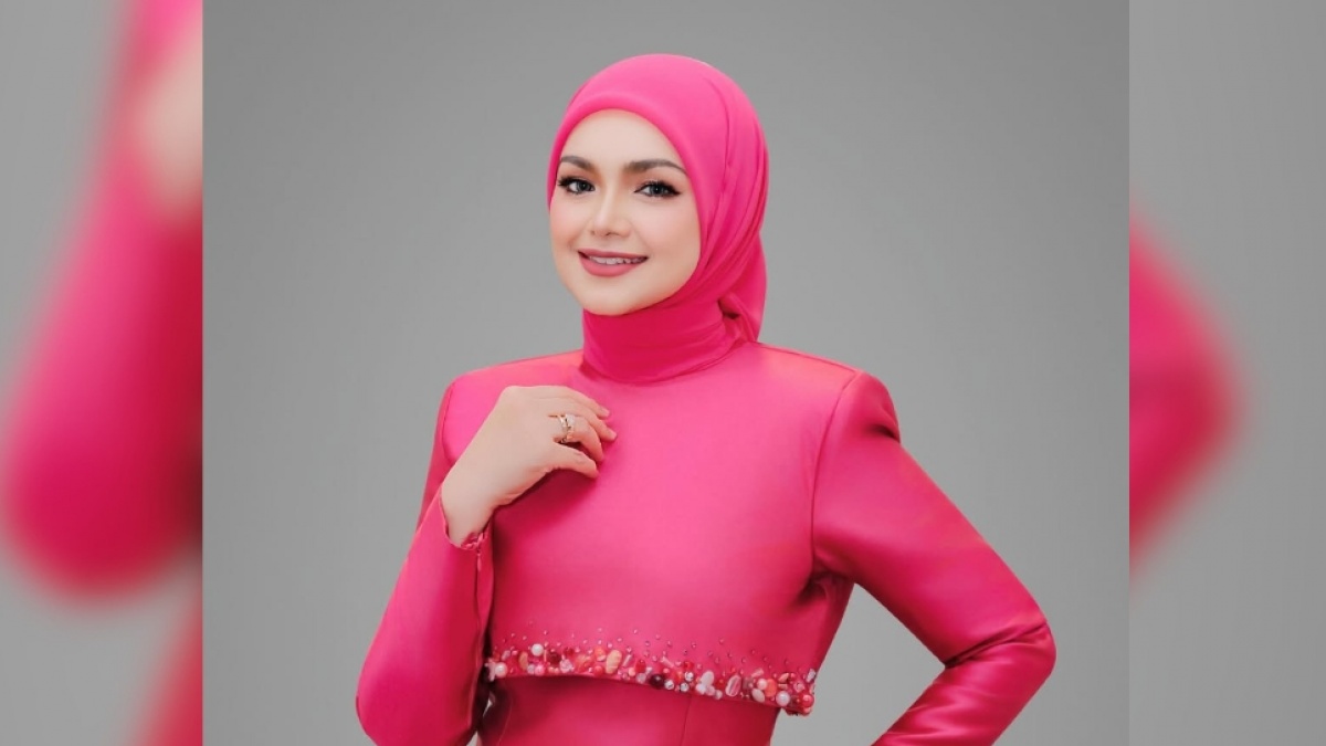 Siti Nurhaliza Alami Kecelakaan Beruntun di Jalan Tol