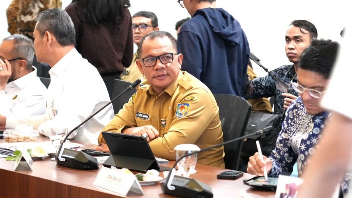 La Ode Ahmad: Koperasi Merah Putih Harus Jadi Pusat Ekonomi Desa, Bukan Cuma Proyek Fisik