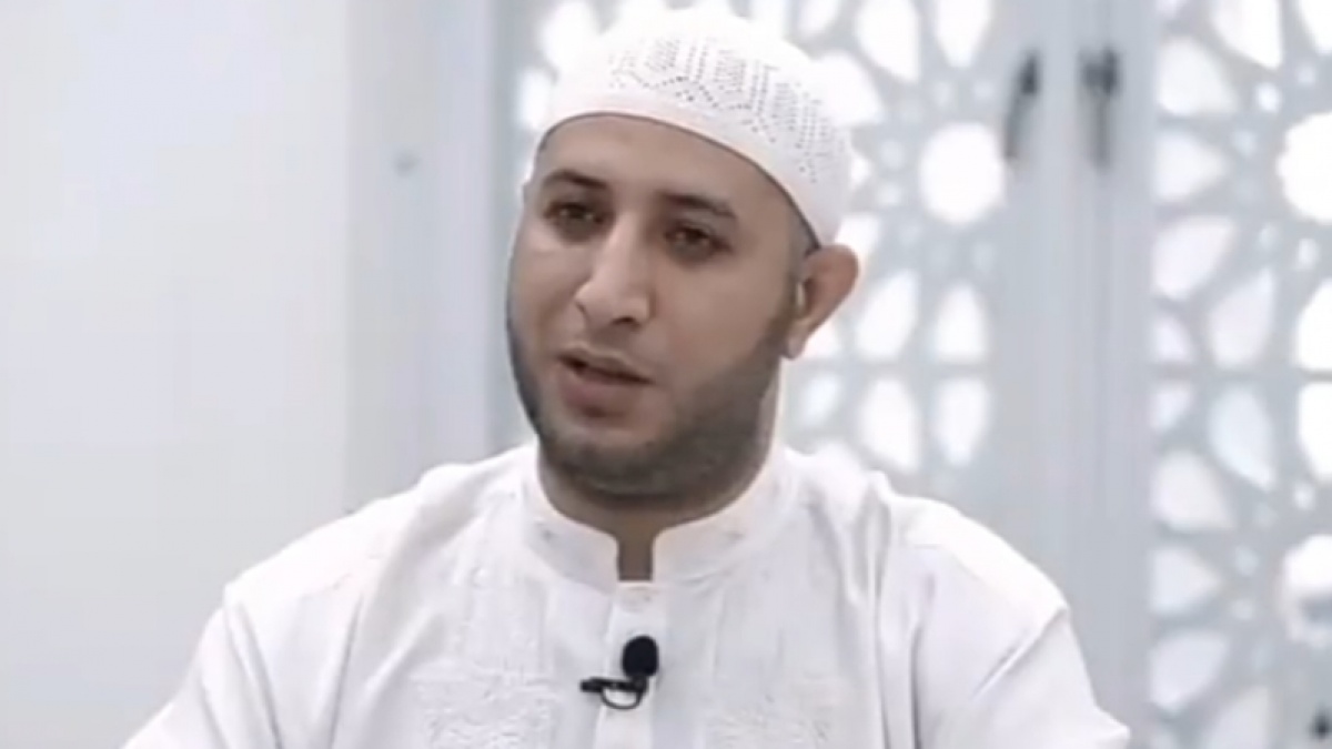 Bantah Lecehkan Santri, Apakah Syekh Ahmad Al Misry Berani Lakukan Mubahalah?