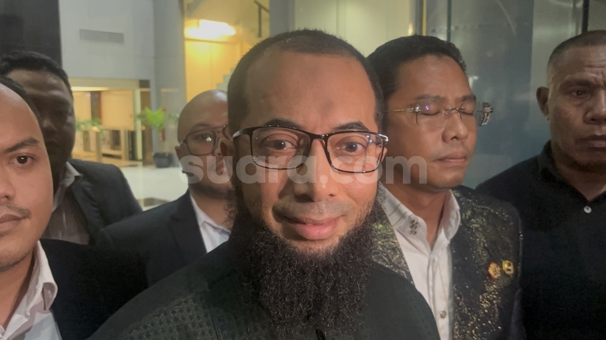 Khalid Basalamah Ngaku Kenal Bos Maktour Fuad Hasan, Tapi Tak Pernah Bahas Kuota Haji