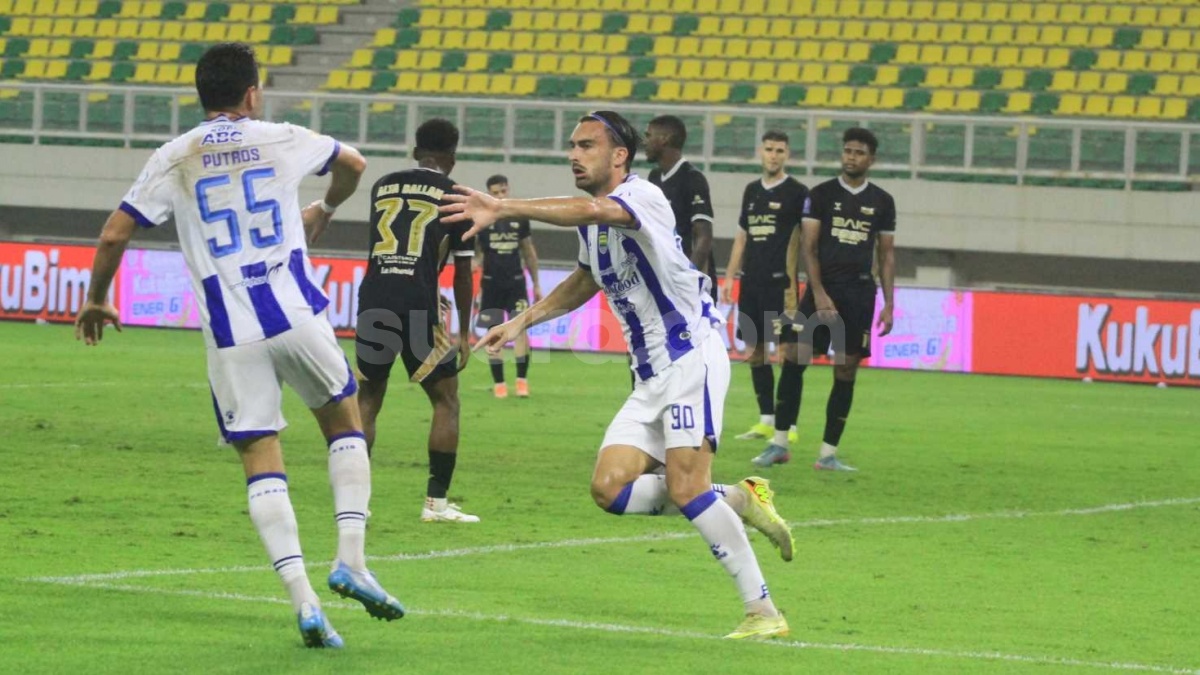 Surplus Striker Persib Bandung, Bojan Hodak Pusing Tentukan Penyerang Lawan Arema FC