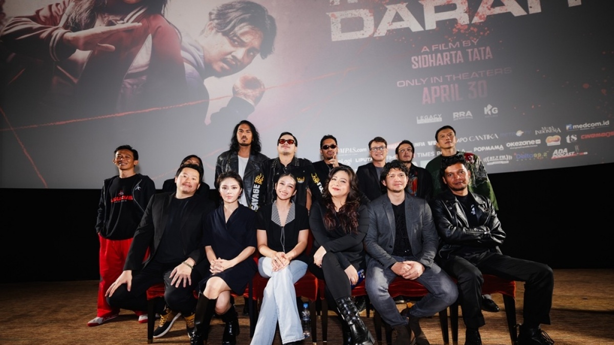Di Balik Brutalnya Film Ikatan Darah, Derby Romero Kena Heatstroke hingga Aktor Babak Belur