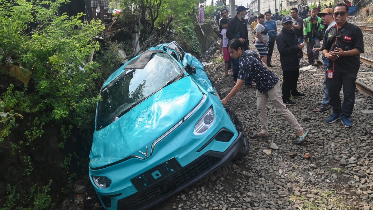 Tragedi Kereta di Bekasi, Legislator Gerindra Desak Pemerintah Cabut Izin Taksi Green SM