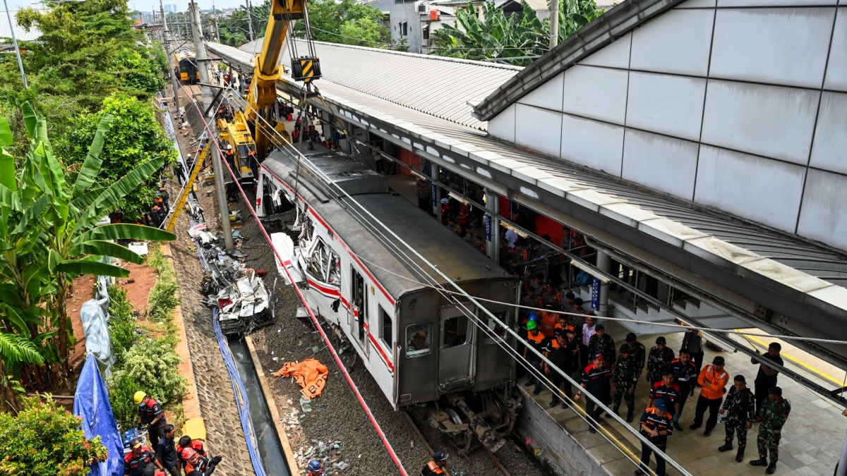 Terkuak, Instruksi 'Rem Dikit-dikit' di Balik Tragedi KA Argo Bromo Tabrak KRL di Bekasi Timur
