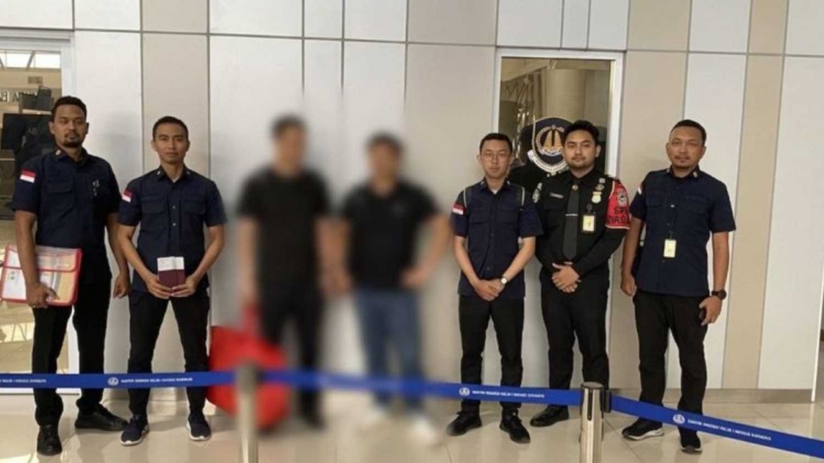 Langgar Izin Tinggal, 2 WNA China Dipulangkan Lewat Bandara Juanda