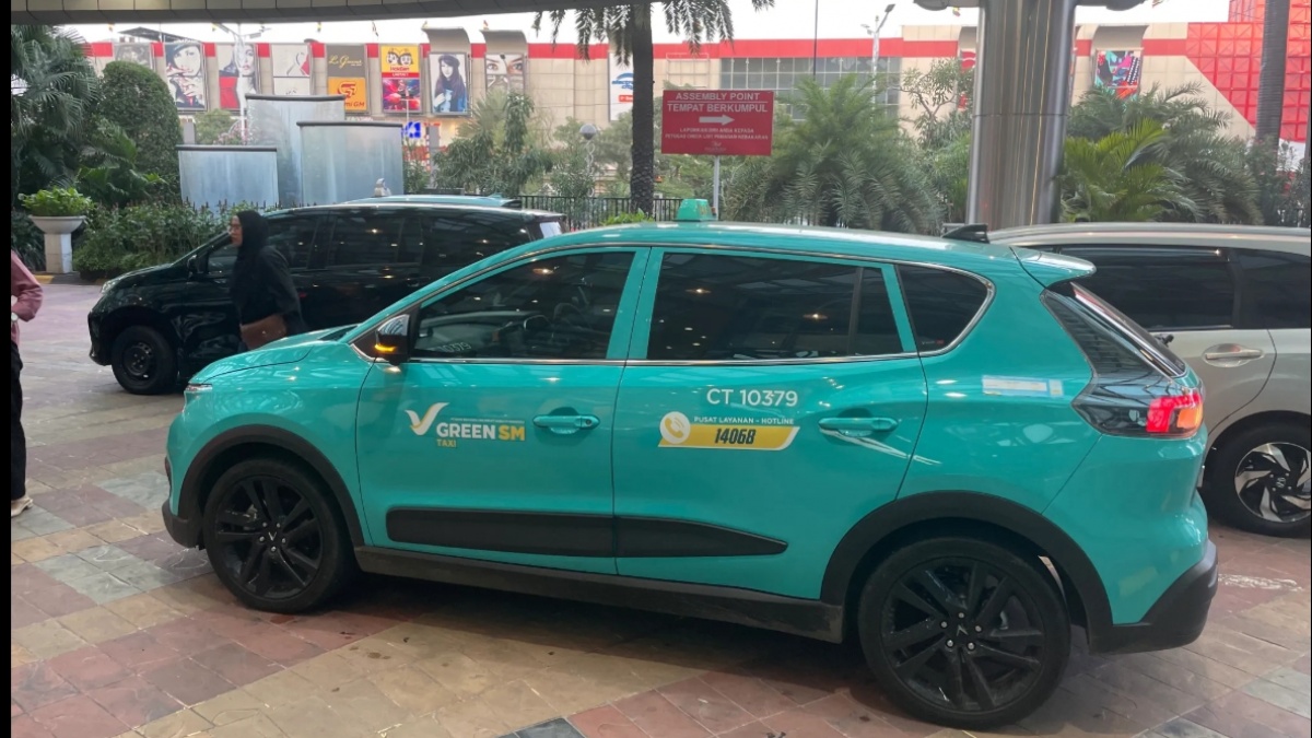 Taksi Listrik VinFast VF e34 Mogok di Rel Berujung Petaka, Ke Mana Fitur Canggihnya?