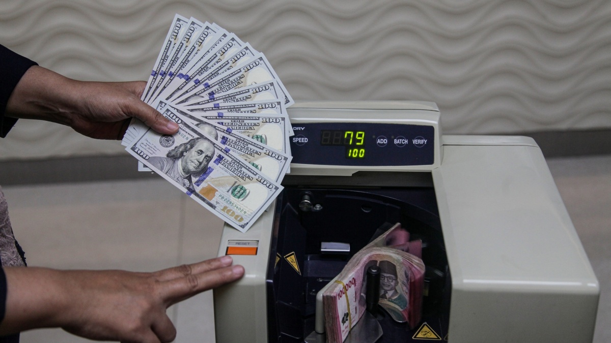 Rupiah Menguat Pagi Ini, Tapi Masih di Level Rp18.000