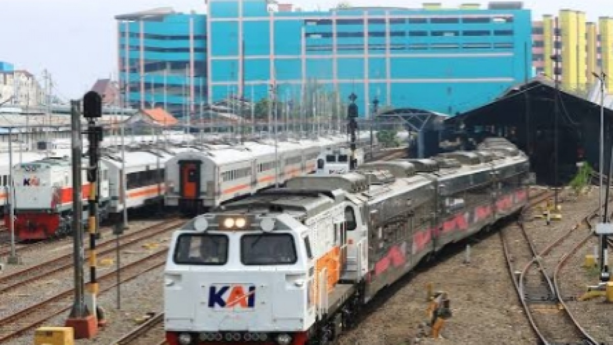 KA Argo Bromo Anggrek Berhenti di Stasiun Mana Saja?