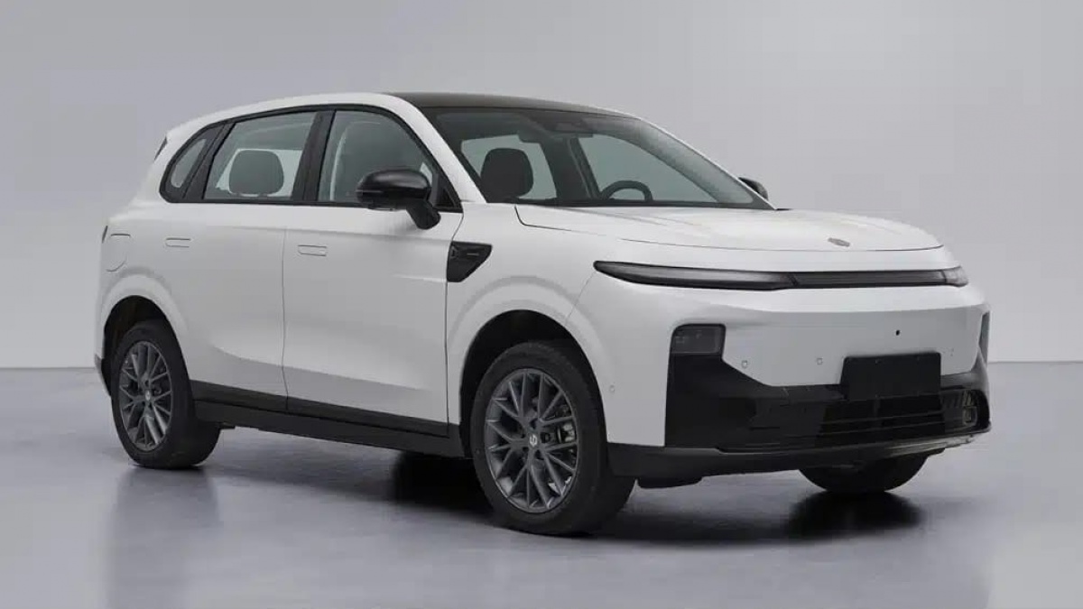 Krisis Kapal Pengangkut Paksa Produsen Mobil China Gunakan Strategi Darurat demi Ekspor Global