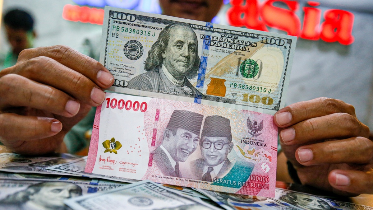 Rupiah Menguat ke Rp17.980 per Dolar AS, Ditopang Lonjakan Cadangan Devisa