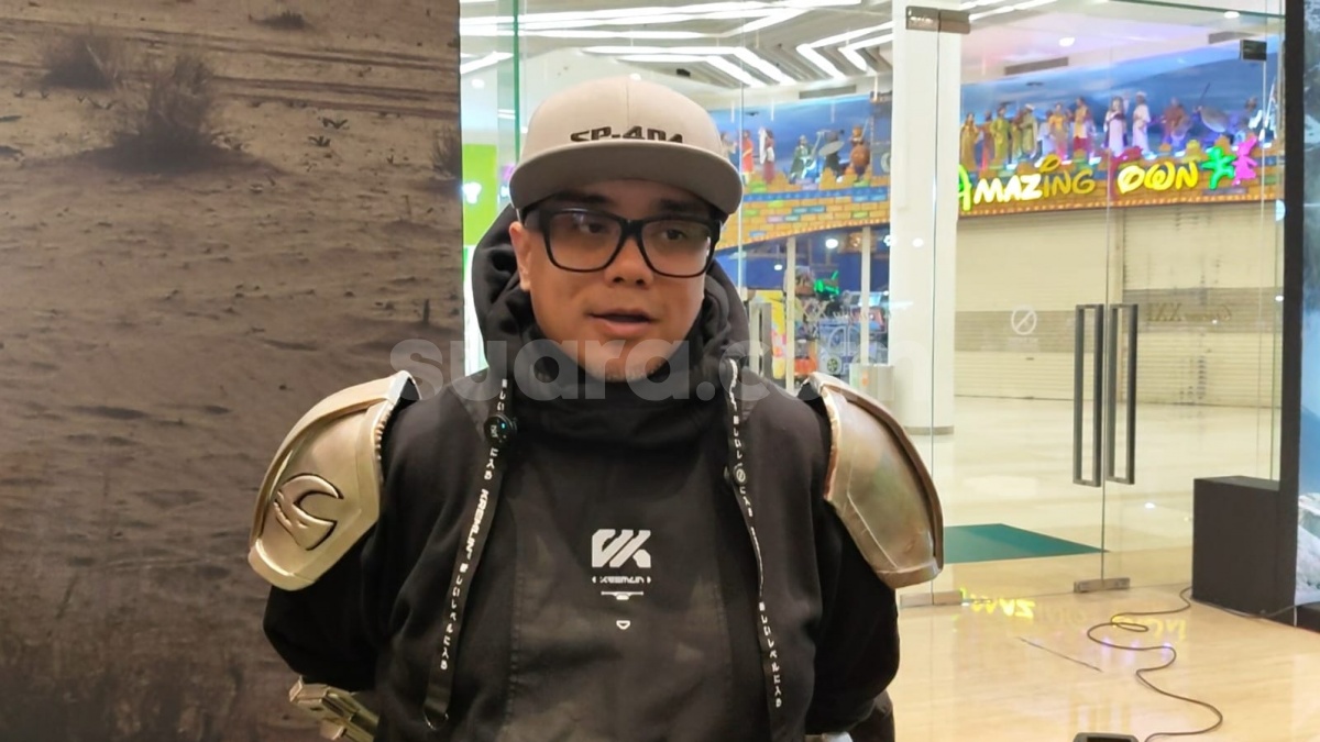 Fans Garis Keras! Igor Saykoji Punya Studio Penuh Koleksi Star Wars