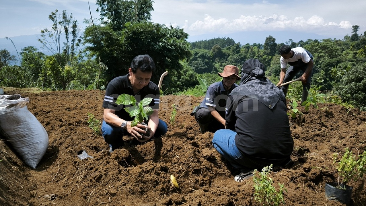 Astra UD Trucks Tegaskan Komitmen pada Kelestarian Lingkungan di Boja Farm