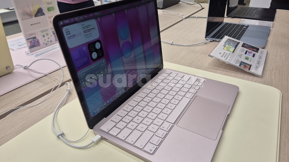 Di Tengah Dolar AS Menguat, Retail Ini Punya Cara Bikin Harga Gadget Tetap Terjangkau