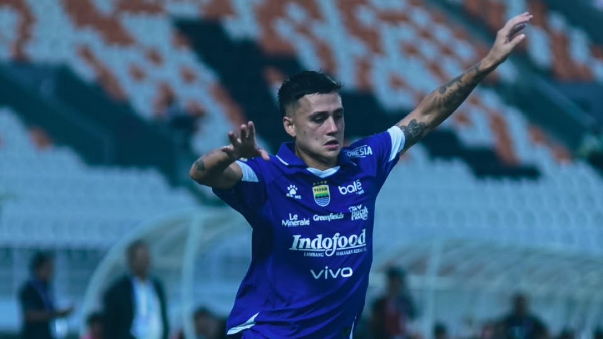 Eliano Reijnders Sebut Fanatisme Bobotoh Mengalahkan Atmosfer Kegilaan Eropa