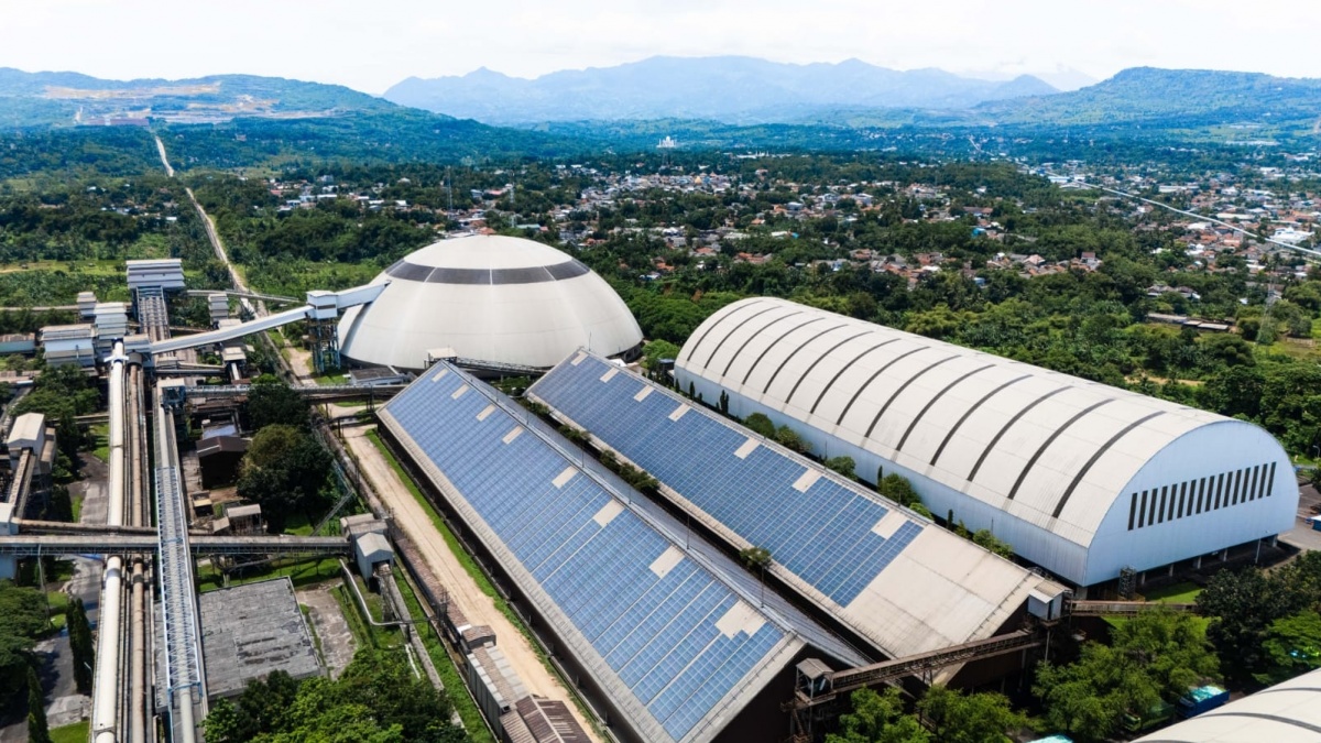 PLTS Berkapasitas 71,9 MW Resmi Dibangun, Terbesar di Sektor Semen RI