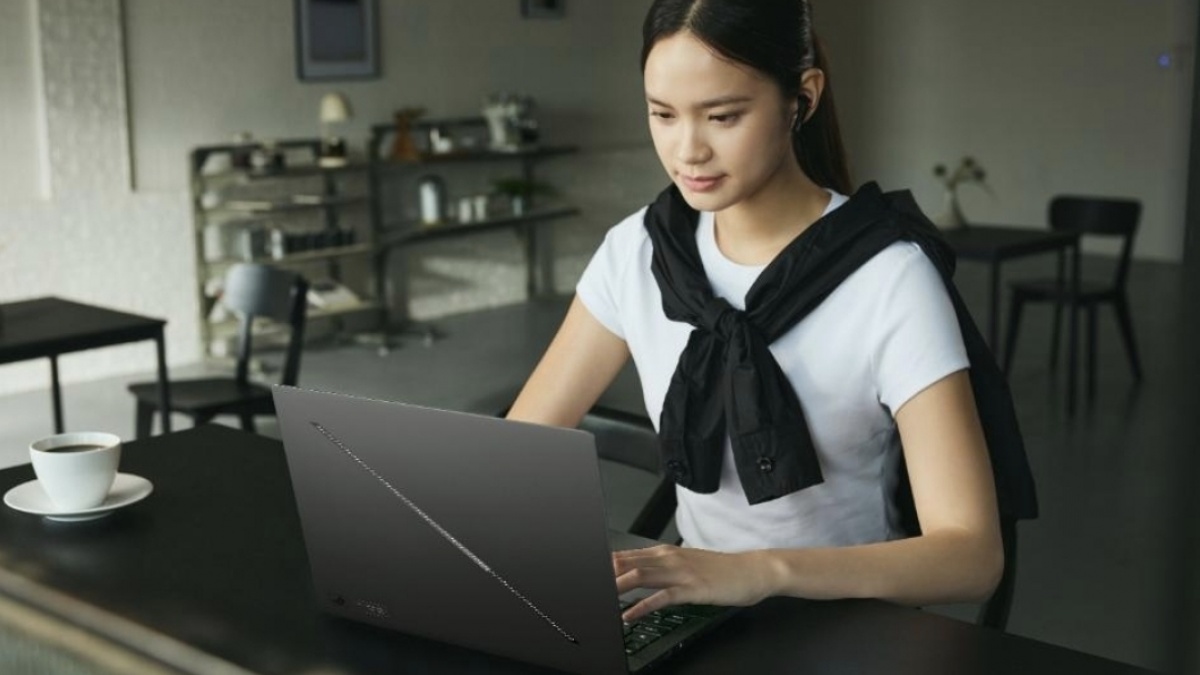 Asus ROG Zephyrus G14 Resmi Masuk Indonesia, Laptop Gaming Tipis dengan RTX 5070 dan AI Canggih