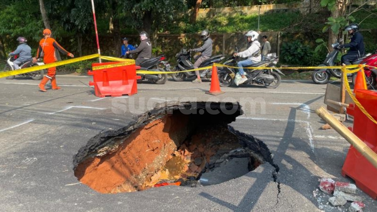 Jalan Amblas di Lenteng Agung, Transjakarta Terpaksa Pangkas Rute Menuju UI
