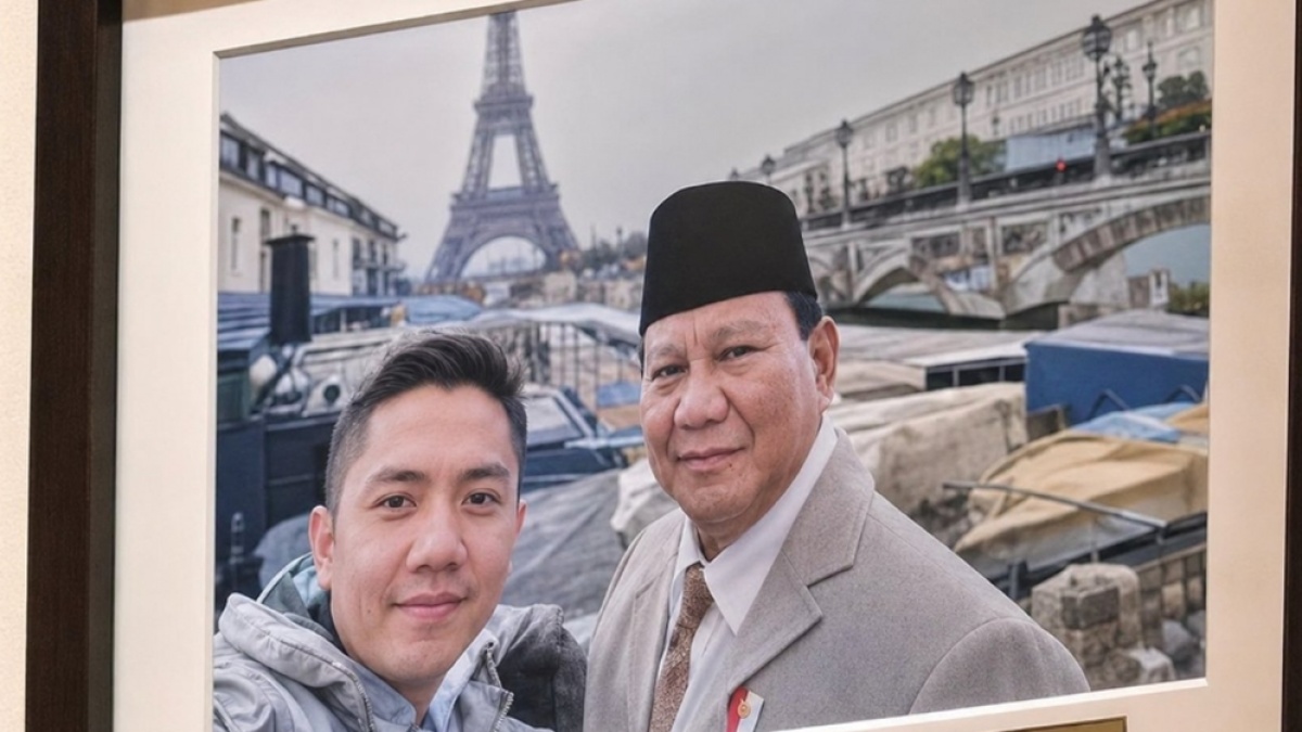 Ruang Kerja Seskab Teddy Disorot, Foto Selfie Bareng Prabowo di Paris Sukses Bikin Salfok