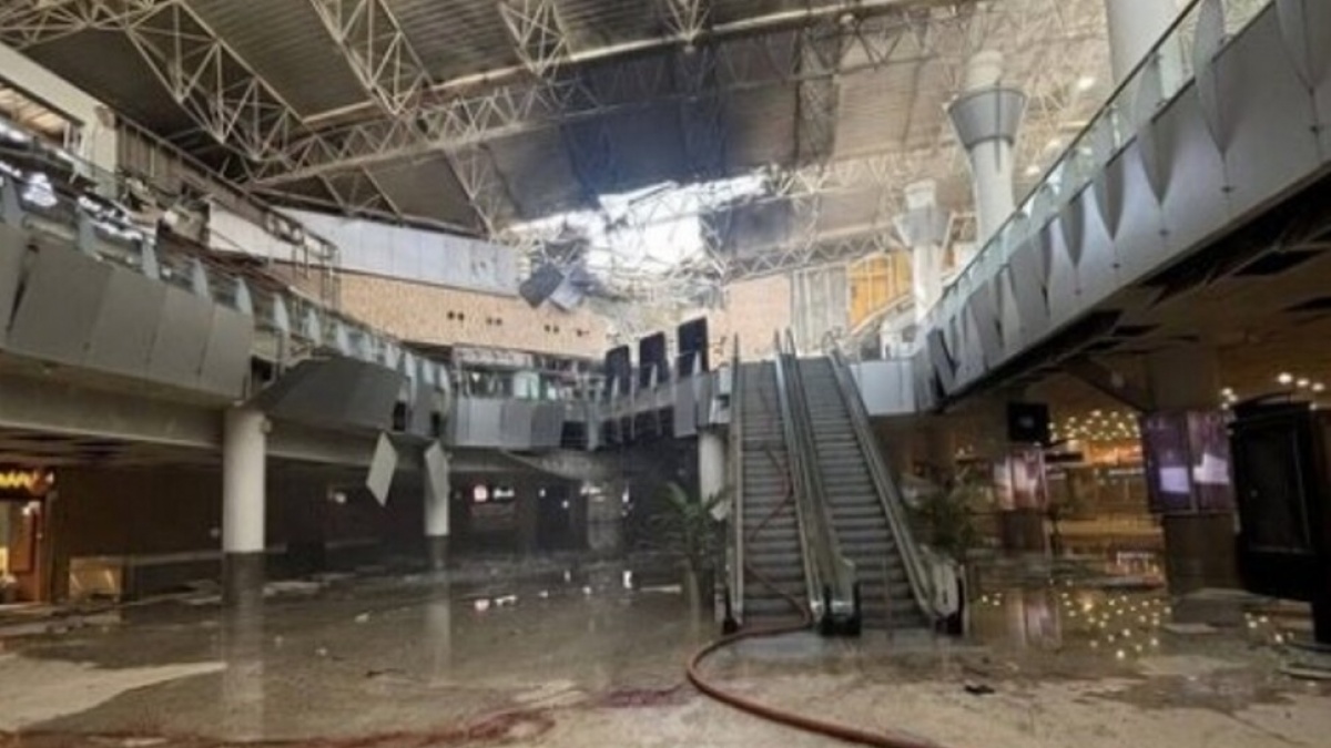Penampakan Bandara Internasional Kuwait Luluh Lantak Dihantam Drone Iran