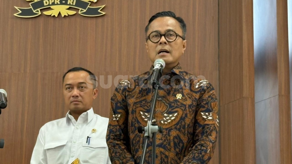 Kabar Reshuffle Direksi PLN Disebut Hoaks, RUPS Baru Digelar 15 Juni