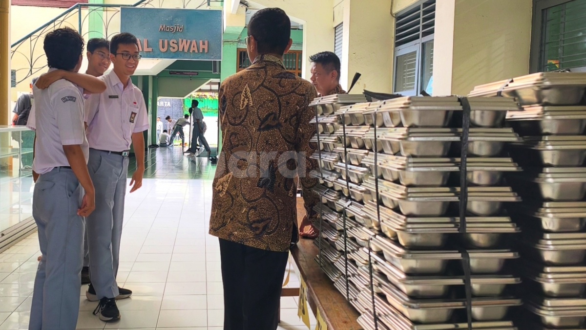 Tak Perlu Dapur Baru! DPR: Libatkan Kantin untuk Makan Gratis Sudah Kami Sarankan Lama