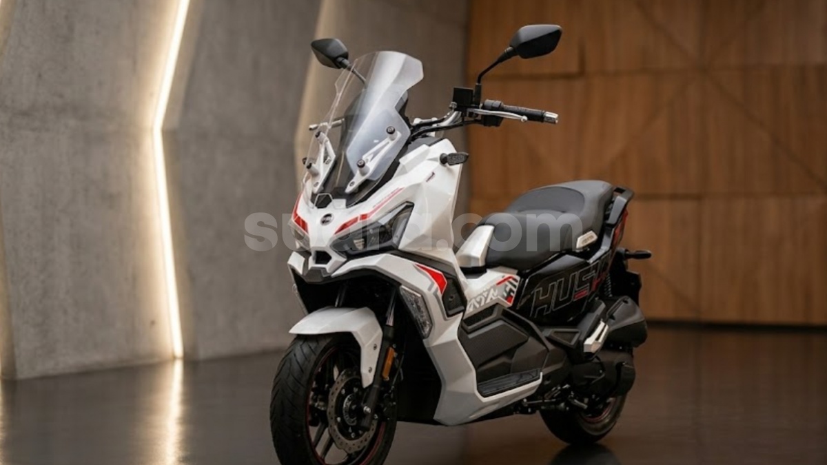 Honda ADV160 Kalah Telak? Kenalan Sama Skutik Adventure Murah dengan Tangki Raksasa