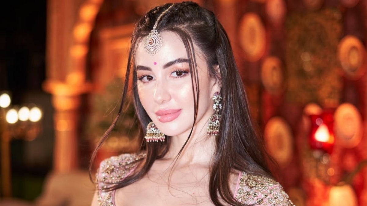 Siapa Giorgia Andriani? Mantan Kekasih Adik Salman Khan yang Kini Jadi Sorotan Dunia Maya