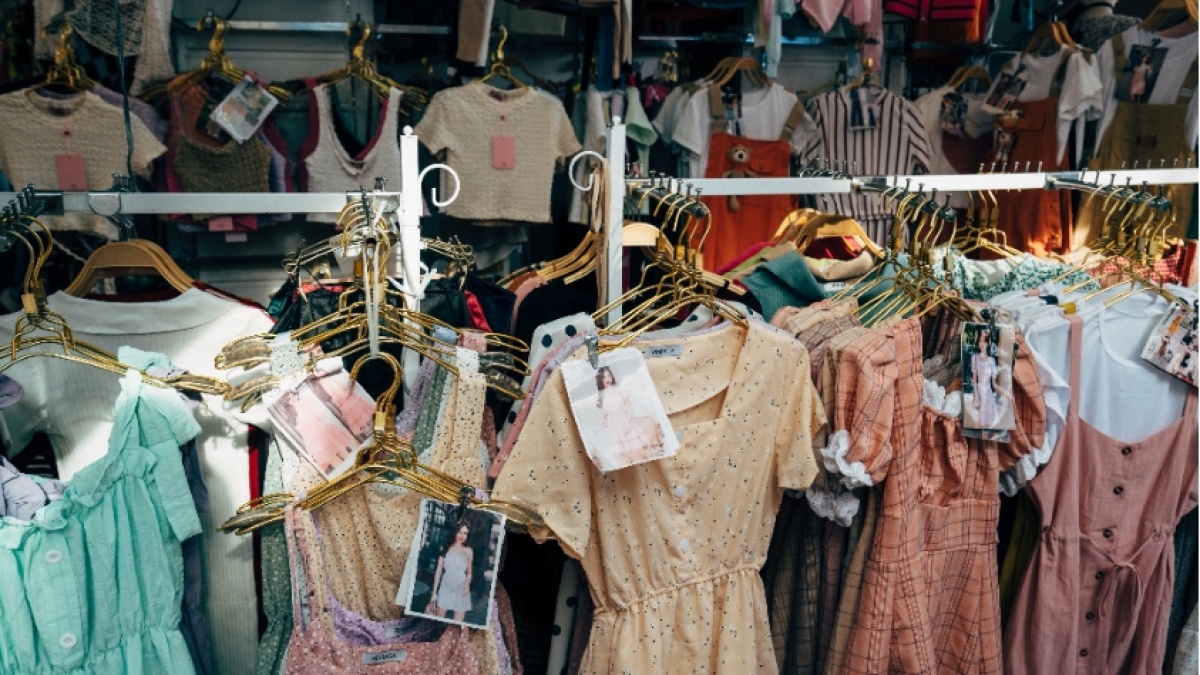 AI Jadi Mesin Utama Fast Fashion: Riset Soroti Dampaknya bagi Pasar dan Lingkungan