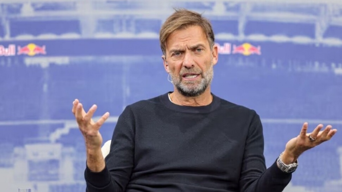 Jurgen Klopp Kecam Water Break di Piala Dunia 2026: Sepak Bola Disandera Iklan!