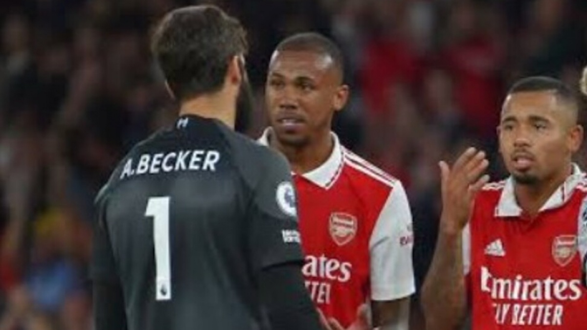 Viral! Alisson Becker vs Gabriel Ribut Usai Gol Maroko, Blunder atau Miskomunikasi?