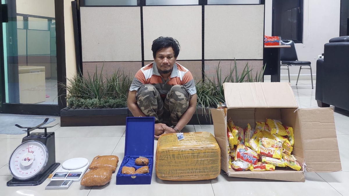 Bongkar Modus Mi Instan Isi 5,2 Kg Ganja! Bareskrim Tangkap Pengedar Sugiono di Malang