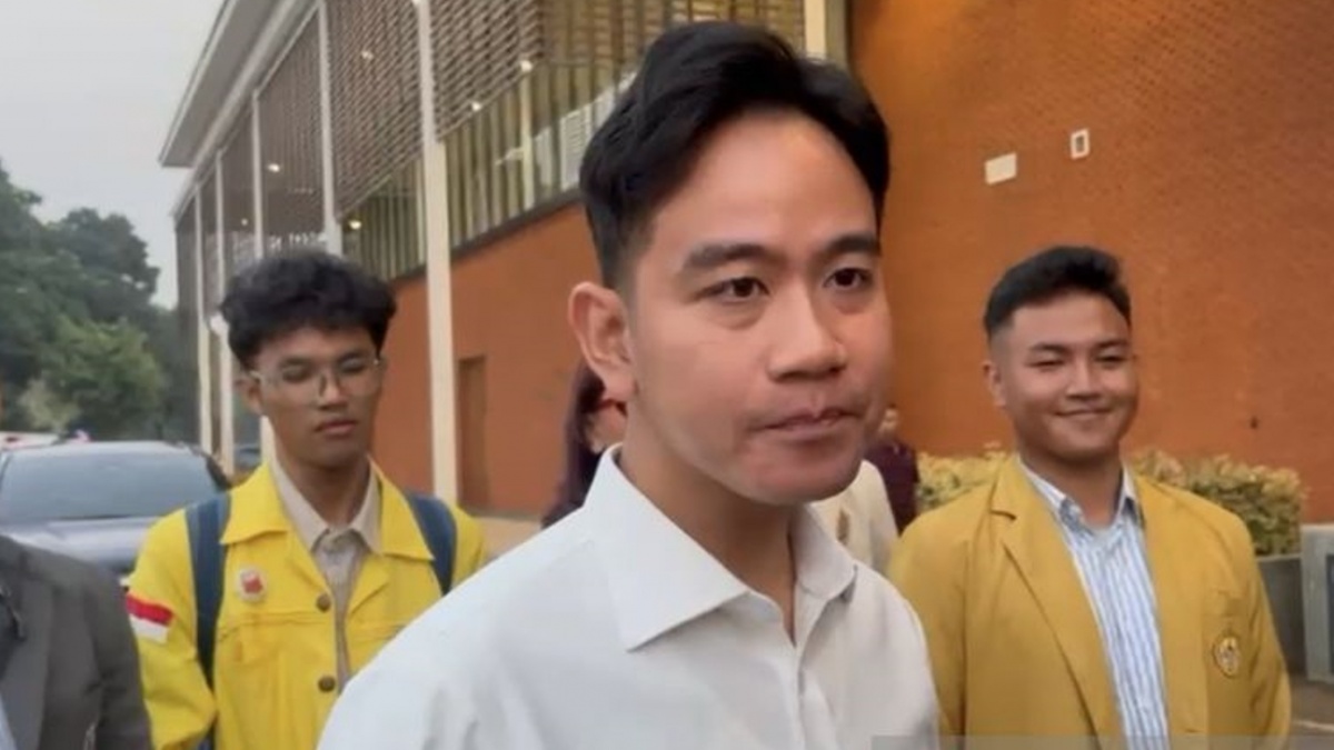Gibran Bohongi Rakyat Indonesia di 2024 Jika Nekat Kejar Paket C Demi Pemilu 2029