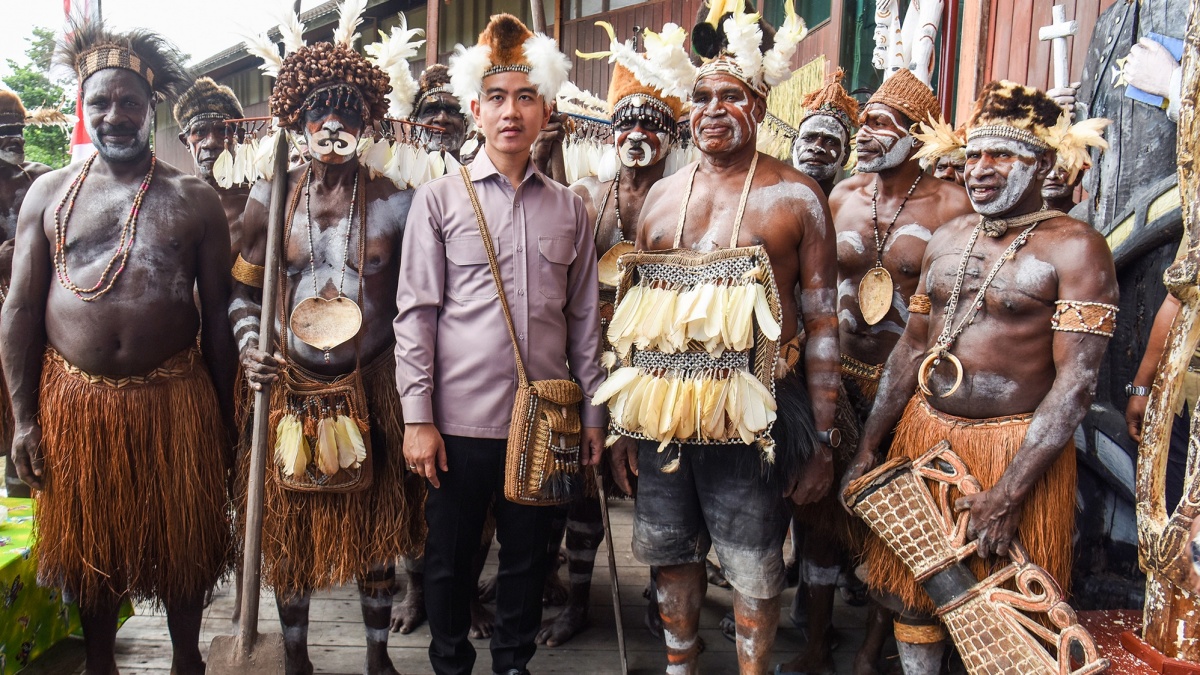 Gibran Bukan Panglima! Pakar UGM: Keamanan Papua Tetap Tanggung Jawab TNI dan Polri