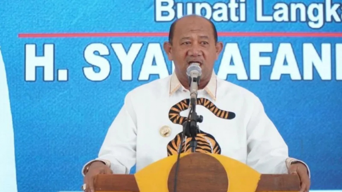 Tiba di Jakarta, Bupati Langkat Syah Afandin Digiring Lewat Pintu Belakang KPK