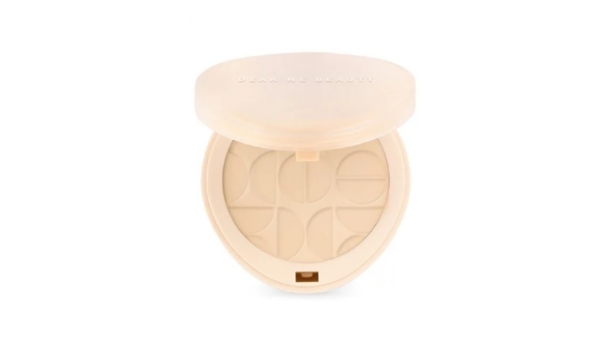 4 Bedak Padat yang Diklaim Tahan Lama 12 Jam, Bikin Makeup Flawless dan Bebas Kilap