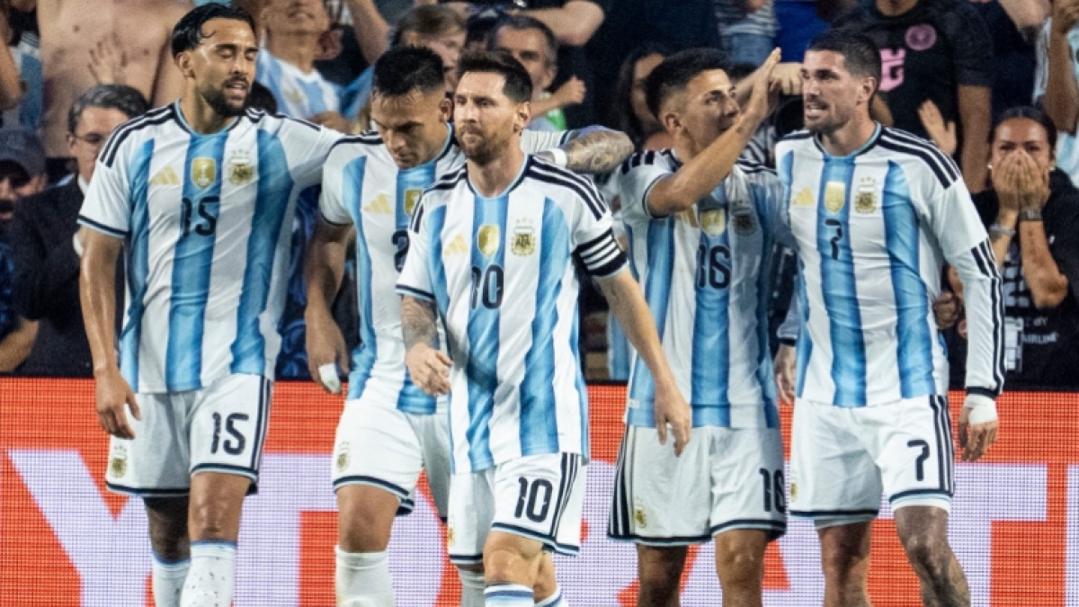 Deretan Kontroversi Kemenangan Argentina atas Mesir: Dari Gol Dianulir hingga Hujan Kartu Kuning