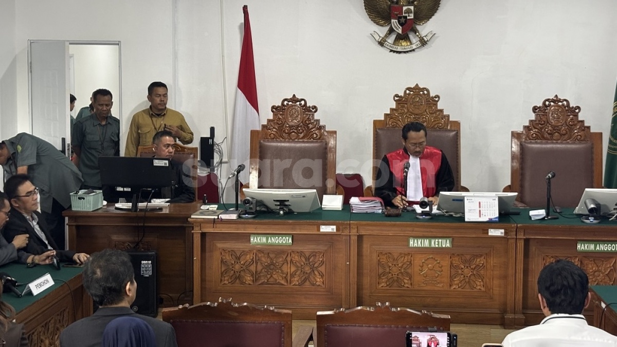 Roy Suryo Menang Praperadilan! Hakim Nyatakan Penangkapan dan Penahanan Tidak Sah