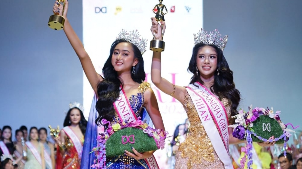 Jihan Nurrainy dan Azeezah Rahma Shakila Sabet Mahkota Indonesia's Girl 2026