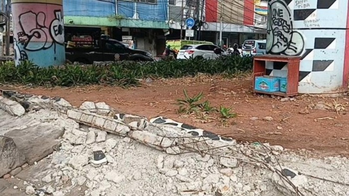 Viral Pencurian Pagar Besi Kampung Melayu, Polisi Ringkus Satu Pelaku
