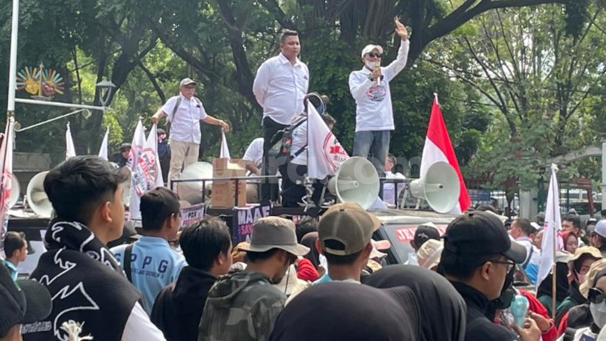 Dihadang saat Mau Geruduk BGN, Orator Demo MBG Sebut 1,5 Juta Pekerja Terancam: Negara Harus Hadir!